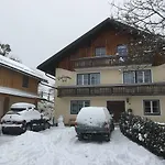 Maderebner Apartman