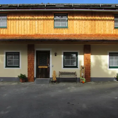 Апартаменты Maderebner *